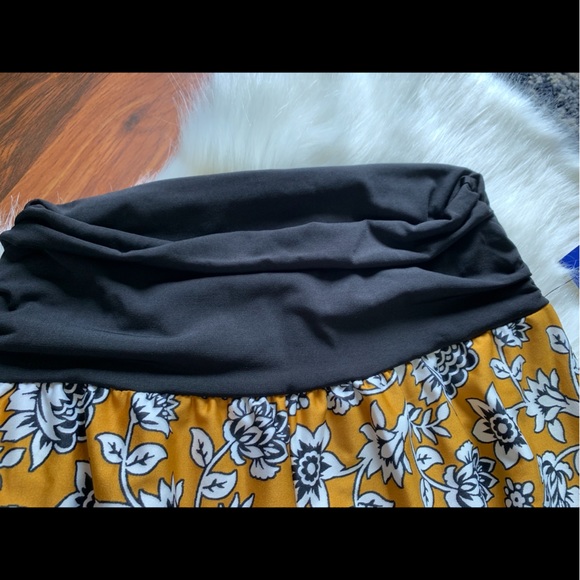 *NWT Women’s palazzo pants SIZE XS NWT* - Picture 6 of 9